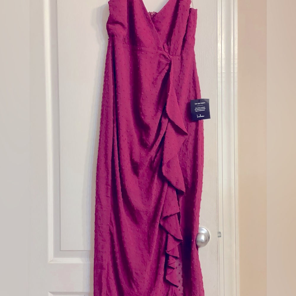NWT Lulus Burgundy Ruffle dress